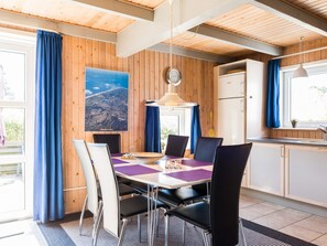 House | Dining