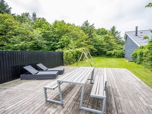 Outdoor dining - 4 Person Holiday Home in Hemmet (Hemmet)