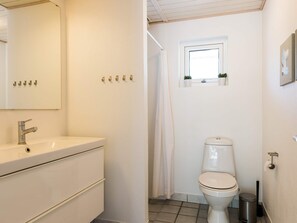 Shower - 12 Person Holiday Home on a Holiday Park in Blåvand (Blavand)