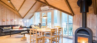 Charming Cottage Retreat-by Traum