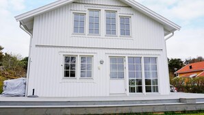 Unclassified image, 2 of 22, button - 8 Person Holiday Home in Havstenssund (Havstenssund)