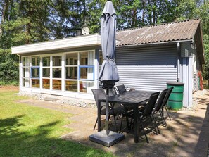 Exterior - 6 Person Holiday Home in Vaeggerlose (Vaeggerlose)