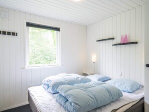 House | 2 bedrooms, individually furnished - 5 Person Holiday Home in Norre Nebel (Norre Nebel)