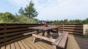 Rumah | Tempat makan outdoor