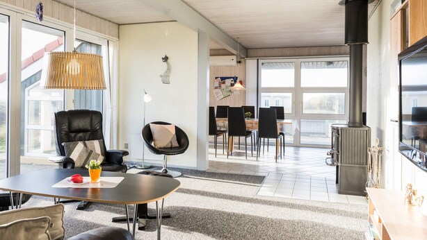 Unclassified image, 1 of 30, button - 6 Person Holiday Home in Henne (Henne)