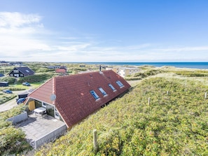 House | Water view