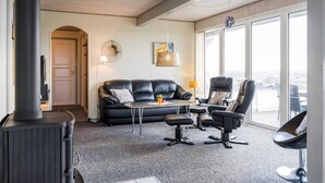 Unclassified image, 4 of 30, button - 6 Person Holiday Home in Henne (Henne)