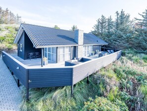 Exterior - 6 Person Holiday Home on a Holiday Park in Henne (Henne)