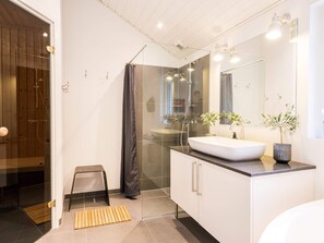 Shower - 6 Person Holiday Home on a Holiday Park in Henne (Henne)