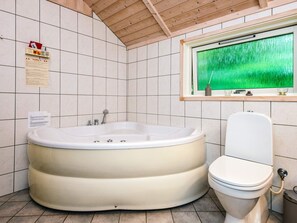 Spa treatment - 7 Person Holiday Home in Oksbol (Oksbol)