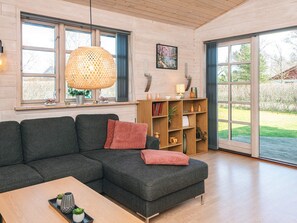 House | Interior - 4 Star Holiday Home in Tarm (Tarm)