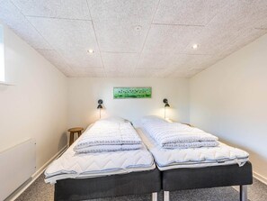 Interior - 5 Person Holiday Home in Blavand (Blavand)