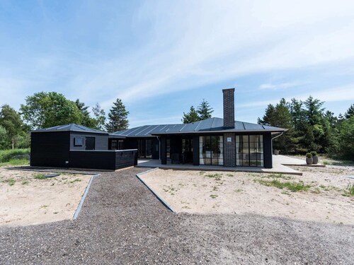 8 Person Holiday Home in Blavand