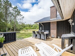 House | Outdoor dining - 6 Person Holiday Home in Blavand (Blavand)