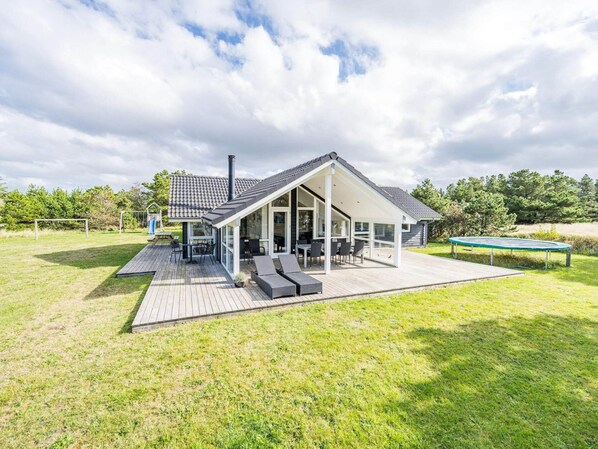 House | Exterior - 10 Person Holiday Home in Blavand (Blavand)