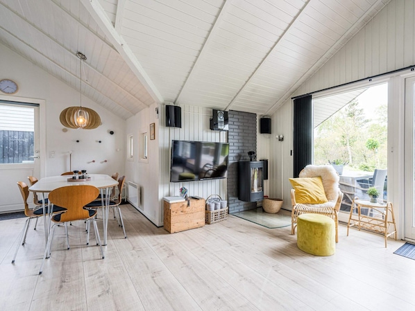 House | Interior - 6 Person Holiday Home in Blavand (Blavand)