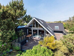 Exterior - 5 Person Holiday Home in Henne (Henne)