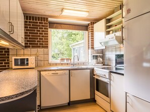 House | Private kitchen - 5 Person Holiday Home in Norre Nebel (Norre Nebel)