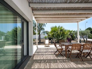 Exterior - Villa Near the Sea With Big Garden and a Barbecue (Menfi)