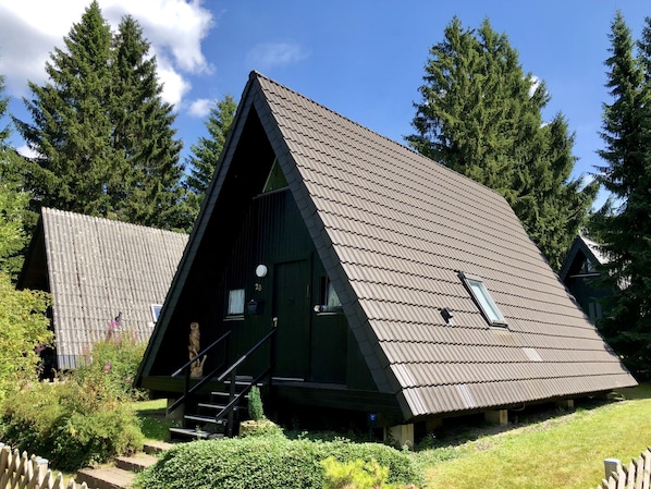 Exterior - Wooden Chalet with Oven in Oberharz near Lake (Clausthal-Zellerfeld)