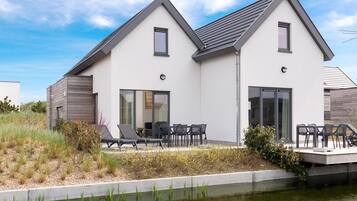 Vila | Tempat makan outdoor