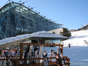 Exterior - Comfy Apartment in Sankt Anton am Arlberg With Terrace (Sankt Anton am Arlberg)
