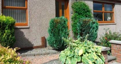 Impressive Holiday Home in Auchterarder With Garden