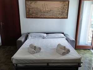 Apartment | 2 bedrooms, bed sheets