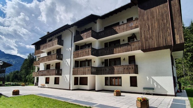 Exterior - Lovely Apartment in Canazei With Balcony (Campitello di Fassa)