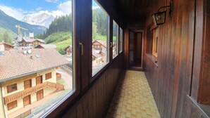 Balcony - Lovely Apartment in Canazei With Balcony (Campitello di Fassa)