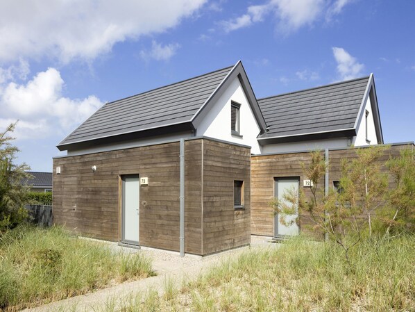 Villa | Exterior - Modern Holiday Home, Near the Sea (Bredene)