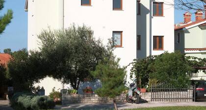 Nice Apartment With Balcony on the Second Floor With a Lovely View of the sea