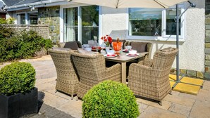 Balcony - Magnific Holiday Home in Llanbedrog With Garden (Pwllheli)