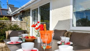 3 bedrooms - Magnific Holiday Home in Llanbedrog With Garden (Pwllheli)