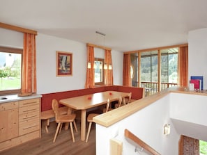 House | Dining - Mansion in Wald im Pinzgau Near Ski Lift (Wald im Pinzgau)