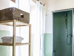 Apartment | Badezimmer