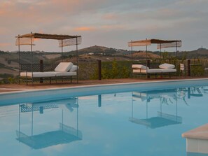 Apartment | Pool | Outdoor pool - Belvilla by Oyo Giglio (Ripatransone)