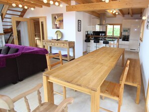 Chalet | Dining - Chalet in La Tzoumaz With Sauna Views (Riddes)