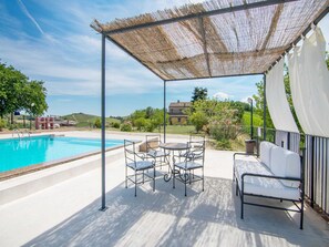 Lejlighed | Pool | Udendørs pool