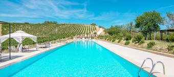 阿斯科利近山區公寓  