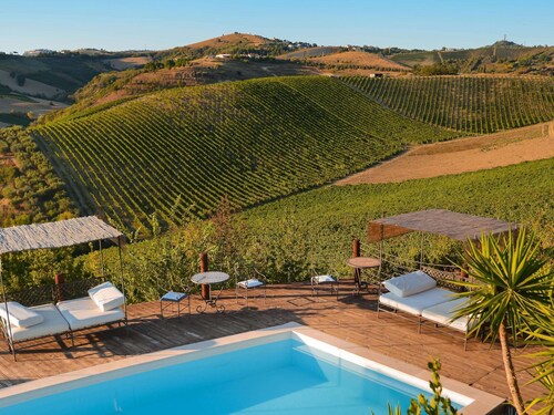 Lovely Apartment in Ascoli Piceno with Hot Tub