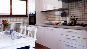 Dining - Chic Apartment in S. Maria Della Versa With Pool (Santa Maria della Versa)