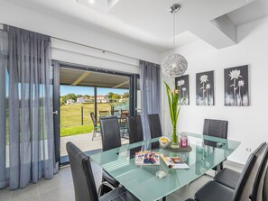 Dining - Villa for up to 10 Guests With Private Pool and Garden (Kastelir-Labinci)
