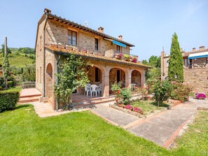 Exterior - Sun-kissed Apartment in Alberi- Montaione With Garden (Montaione)