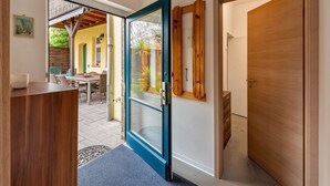Unclassified image, 5 of 34, button - Dainty Apartment in Naumburg near Nietzsche-Haus (Naumburg)