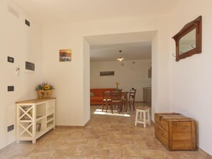 House | Dining