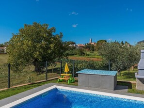 Outdoor pool - Villa for up to 10 Guests With Private Pool and Garden (Kastelir-Labinci)
