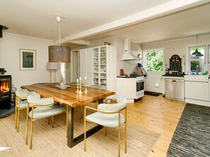 House | Private kitchen | Highchair