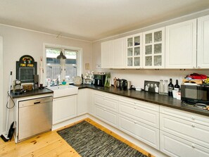 House | Private kitchen | Highchair