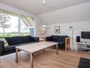 House | Living area | DVD player